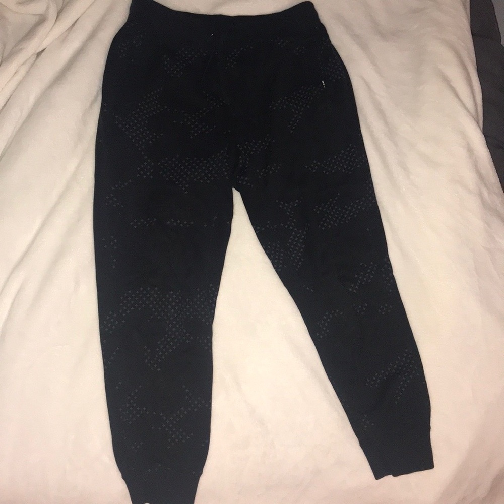 Men’s Black Nike SB Jogger (Medium)